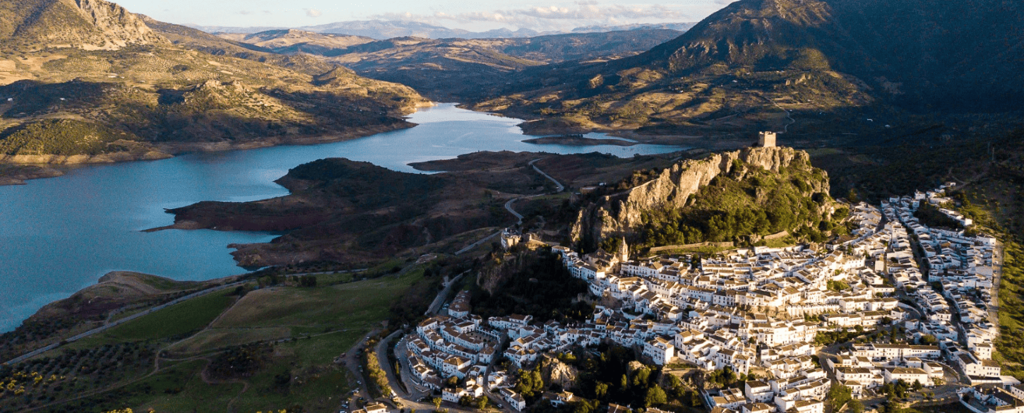 Subvención para la creación, mejora, adecuación y homogeneización de Unidades de Gestión Turística Integrada de los pueblos blancos de la Sierra de Cádiz